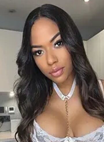 Mayfair latin Calipsa london escort