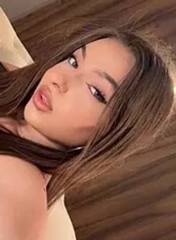 Earls Court 300-to-400 Pheebe london escort