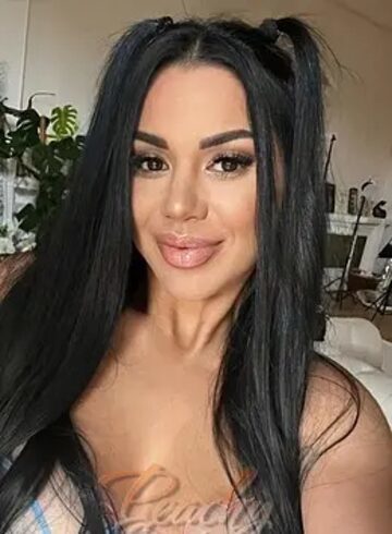 Earls Court massage Justina london escort