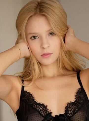 Earls Court blonde Denver london escort