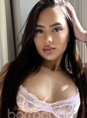 Chelsea  Emily london escort