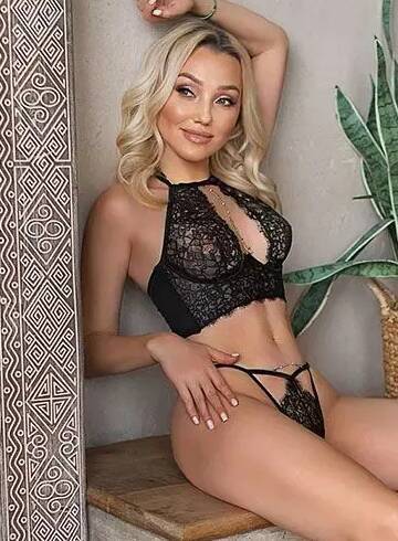 Earls Court massage Eleanna london escort
