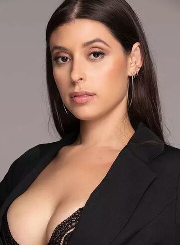 Kensington 400-to-600 Fallyn london escort