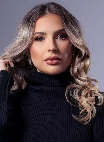Canary Wharf party-girl Mirelly london escort