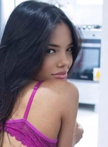 Marble Arch brunette Lukarta london escort