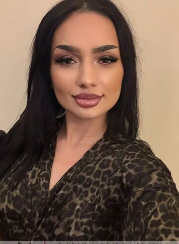 Baker Street party-girl Natia london escort
