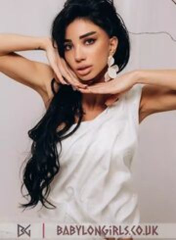 Earls Court a-team Reyza london escort