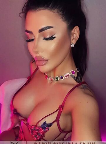 Gloucester Road 200-to-300 Saya london escort