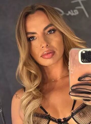 Gloucester Road party-girl Tess london escort