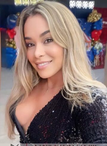 Earls Court petite Salvadora london escort