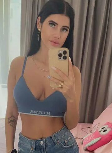 Bayswater  Aurora london escort