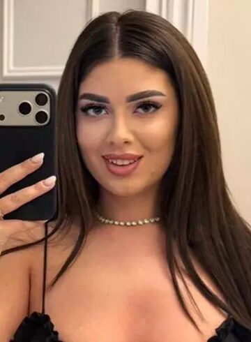 Marble Arch busty Eletta london escort