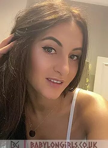 Earls Court party-girl Betty london escort