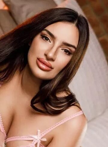 Paddington 200-to-300 Ariana london escort