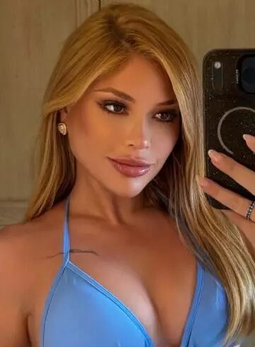 Canary Wharf party-girl Bonsai london escort