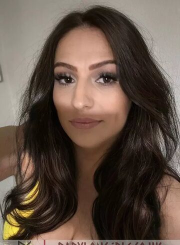 Earls Court mature Lucie london escort