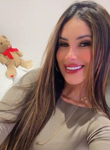 Central London 300-to-400 Peppi london escort