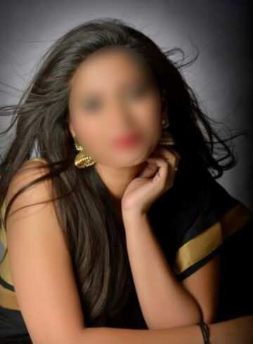 Paddington party-girl Aditi london escort