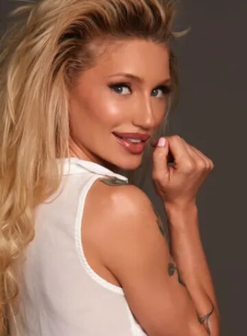 Chelsea elite Julia london escort