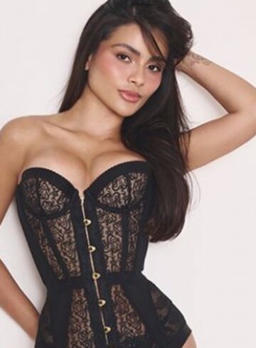 Gloucester Road 400-to-600 Stella london escort