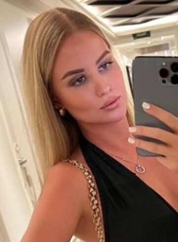 Knightsbridge elite Alana london escort