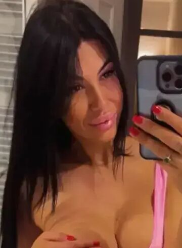 South Kensington party-girl Caprice london escort