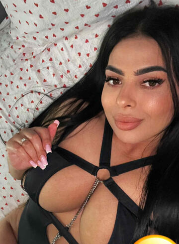 Bayswater busty Gemma london escort