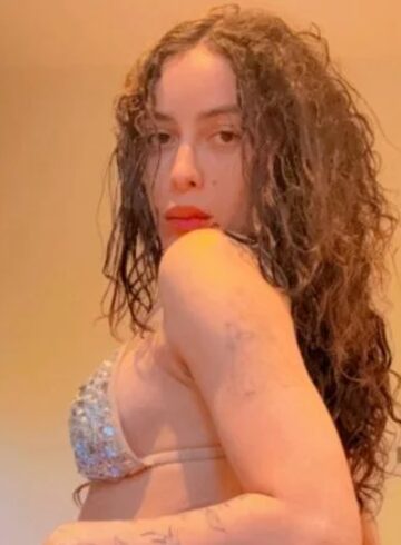 Knightsbridge 400-to-600 Omara london escort