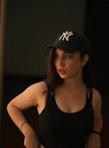 Paddington 300-to-400 Priyanka london escort