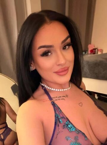 Edgware Road massage Candy london escort