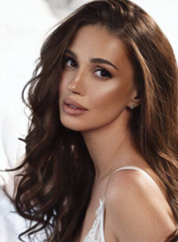 Earls Court elite Bluebell london escort