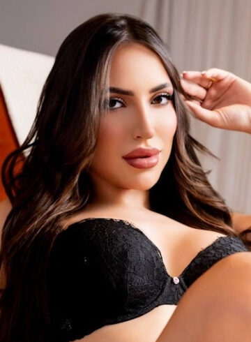 Kensington brunette Miletti london escort