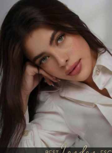 Mayfair 400-to-600 Cuddles london escort