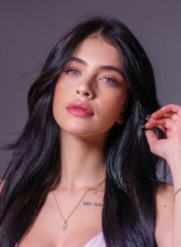 Mayfair 400-to-600 Cuddles london escort