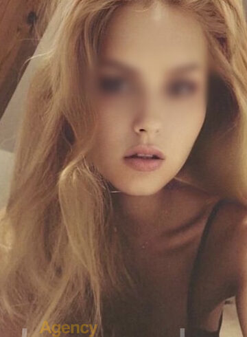 Knightsbridge elite Anemona london escort