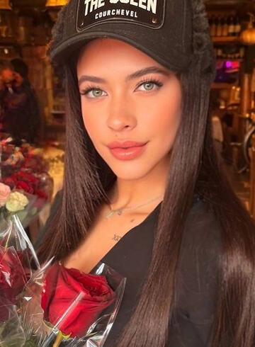 Kensington elite Cuddles london escort