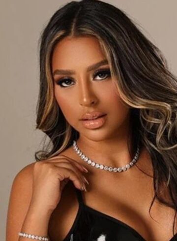 Marylebone party-girl Minta london escort