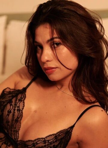 Edgware Road brunette Moratiwa london escort