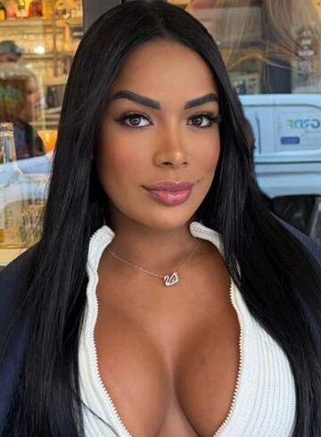 Earls Court brunette Esprit london escort