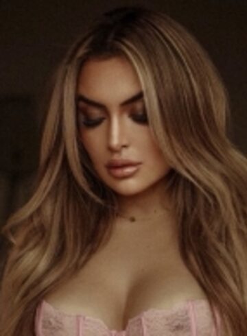 Gloucester Road party-girl Emma london escort