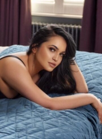 Gloucester Road party-girl Barbara london escort