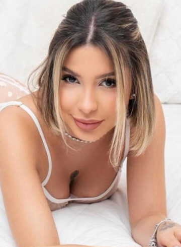 Canary Wharf brunette Montoya london escort