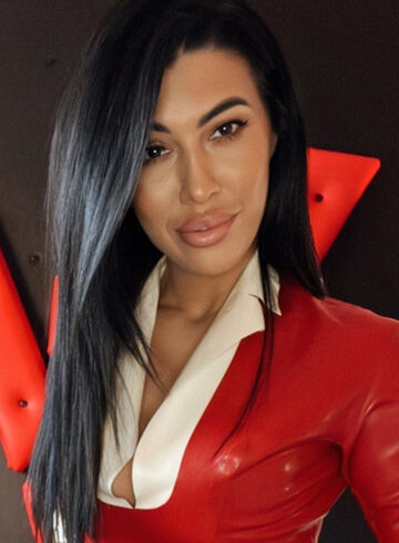 Gloucester Road brunette Mistress Amanda london escort