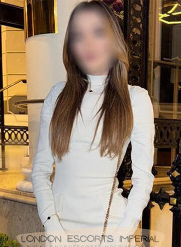 central london brunette Susanna london escort