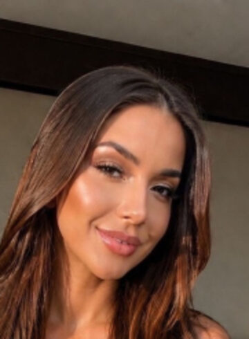 Central London 300-to-400 Soledat london escort
