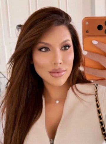 Chelsea 400-to-600 Clara london escort