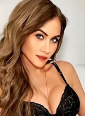 Outcall Only brunette Charlie london escort