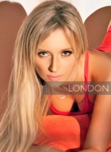 Knightsbridge blonde Vera london escort