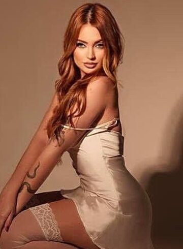 Kensington latin Arukia london escort