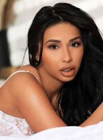Gloucester Road 200-to-300 Larissa london escort